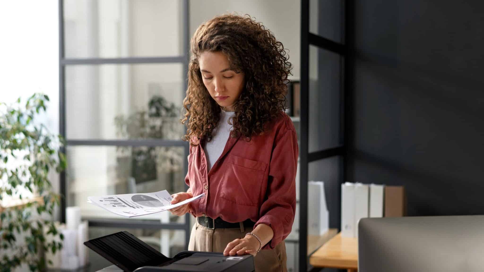 imprimantes de bureau vs photocopieurs multifonctions quel est le meilleur pour votre espace de travail